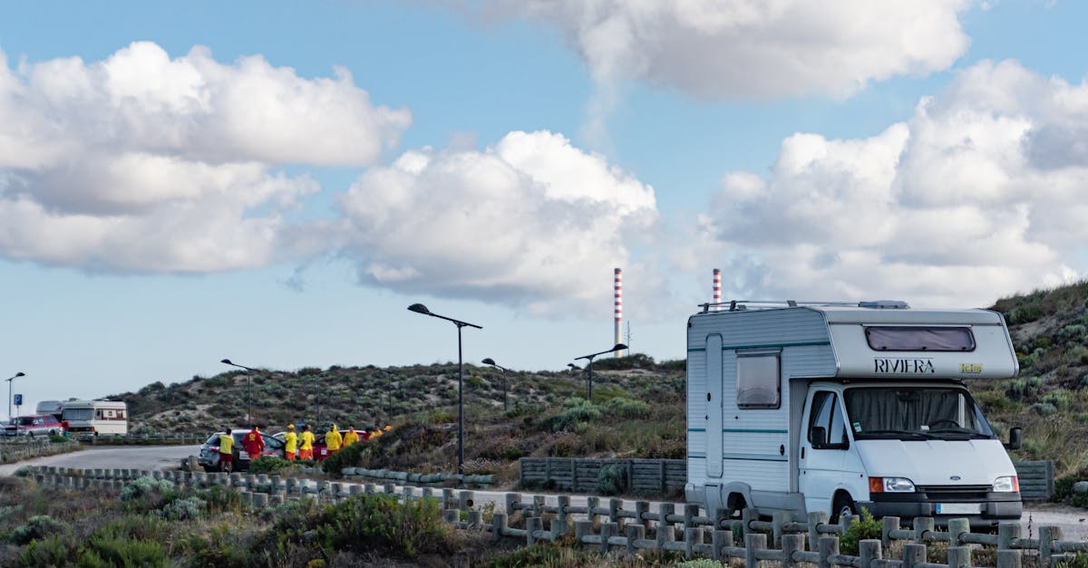 découvrez tout ce qu'il faut savoir sur l'enregistrement des caravanes : démarches administratives, réglementations et conseils pratiques pour voyager en toute sérénité.