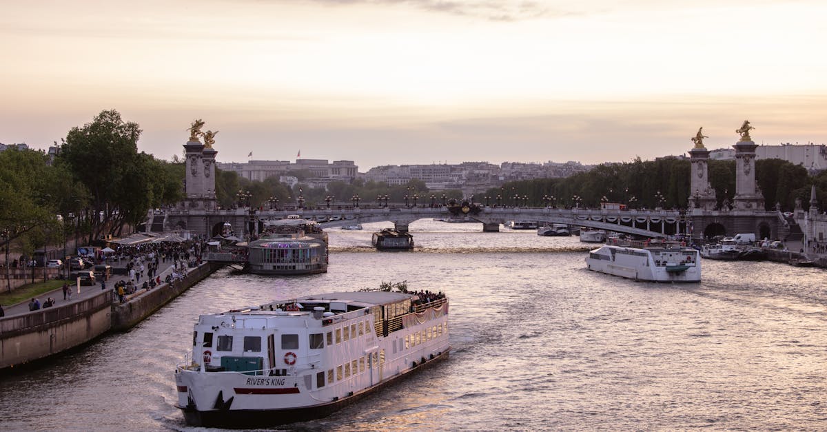 france connect est un dispositif innovant qui permet aux citoyens de s’identifier en ligne de manière simple et sécurisée pour accéder à de nombreux services publics et privés. découvrez comment utiliser france connect pour simplifier vos démarches administratives et profiter d'un accès facilité à vos comptes.